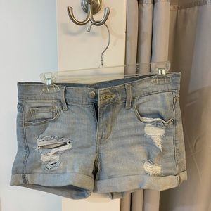 Old navy boyfriend shorts